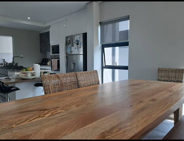 3 BEDROOM TOWNHOUSE FOR SALE IN PALM LAKES ESTATE